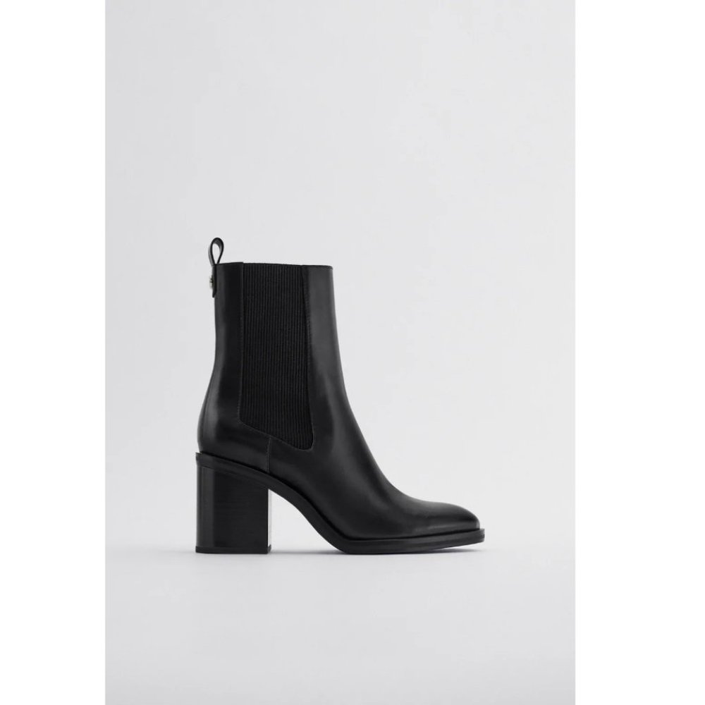 NWT Zara 10 Black Wide Heeled Stretch Ankle Boots